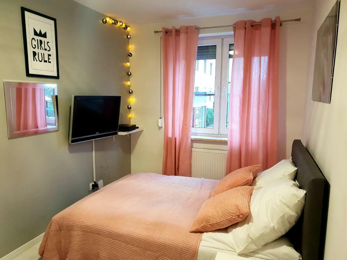 Apartament Szafir 锡隆纳葛拉 外观 照片